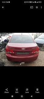 Stripping Chevrolet Cruze Car Spare Parts