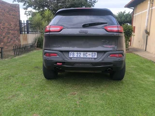 Jeep Cherokee V6 3.2L Trailhawk 4X4 SUV,