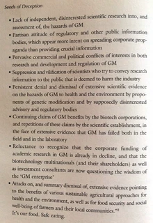 Seeds of Deception - EXPOSING INDUSTRY AND GOVERNMENT LIES re safety of GE Foods - J Smith - signed