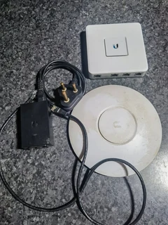 Ubiquiti USG &#43; AP AC Pro