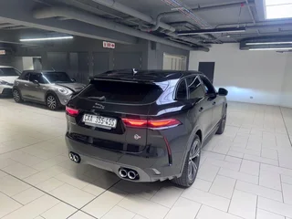 2022 Jaguar F-Pace SVR (P550) AWD (405kW) for sale!