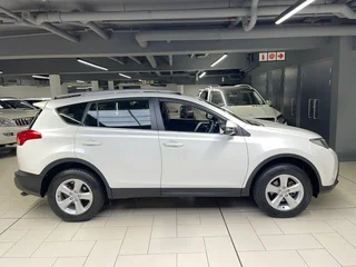 2014 Toyota RAV4 2.2D-4D AWD GX for sale!