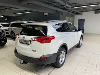 2014 Toyota RAV4 2.2D-4D AWD GX for sale!