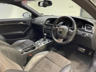 2011 Audi RS5 Coupe 4.2 V8 Quattro S-Tronic for sale!