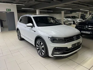 2018 Volkswagen Tiguan 2.0 TDI Highline 4Motion R-LINE DSG for sale!
