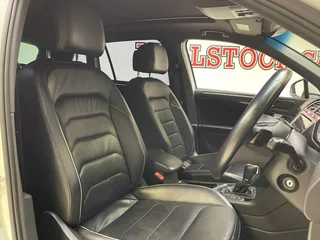 2018 Volkswagen Tiguan 2.0 TDI Highline 4Motion R-LINE DSG for sale!