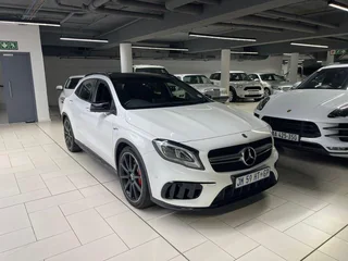 2020 Mercedes-Benz GLA 45 AMG 4MATIC 7G-DCT for sale!