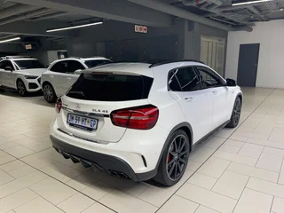 2020 Mercedes-Benz GLA 45 AMG 4MATIC 7G-DCT for sale!