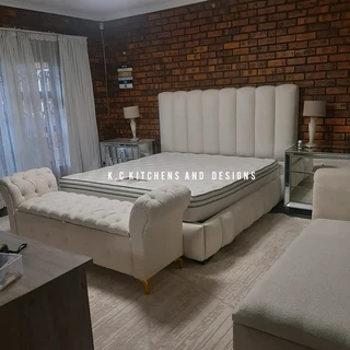 Sleigh beds, headboards