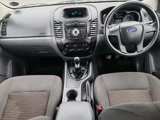 (R219 900 NEG) Finance Available 2014 Ford Ranger 2.2 XL D/C 6 Speed
