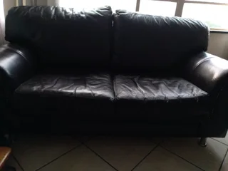 Genuine leather lounge suite