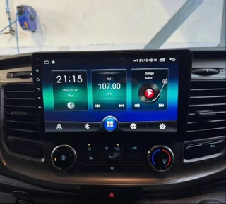 FORD TOURNEO RADIO ANDROID 64GB TOUCHSCREEN MEDIA PLAYER WITH CARPLAY(SUITABLE FOR 2020 - 2024 MODEL