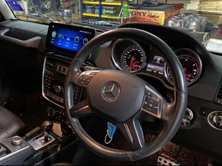 Mercedes Benz G-class (g-wagon) 10 Inch Android Media Touchscreen