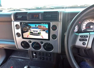Toyota Fj Cruiser 9 Inch Bluetooth Media Unit