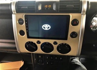 TOYOTA FJ CRUISER 9 INCH BLUETOOTH MEDIA UNIT
