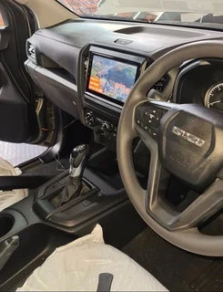 Isuzu new shape 9 inch android media touchscreen unit (2022 2024)