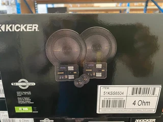 Installations on vehicles sounds kicker speakers , subwoofer & amplifier