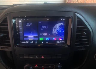 Mercedes benz vito 9 inch android media navigation bluetooth unit