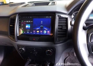 Ford ranger t7 radio android 64gb touchscreen media player with carplay &amp; android auto