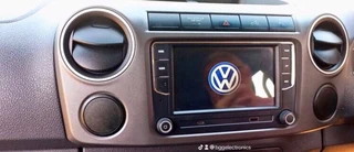 VW 7 INCH ANDROID TOUCHSCREEN MEDIA PLAYER WITH CARPLAY/ ANDROID AUTO - NEW SPEC OEM LOOK