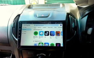 ISUZU RADIO 9 INCH TOUCHSCREEN