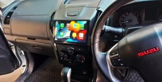 ISUZU RADIO 9 INCH TOUCHSCREEN