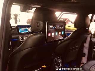 Mercedes  G - Wagon Headrest Screen