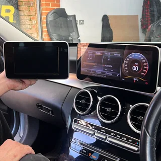 MERCEDES BENZ C-CLASS (W205) 10 INCH ANDROID MEDIA TOUCHSCREEN