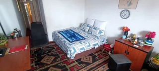 Room to Rent in Berea North Johannesburg