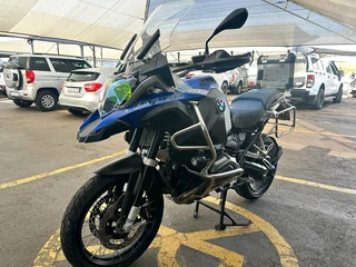 BMW R1200 GS Adventure K51Full Spec Full Service History BMW Top Box BMW Navigator 5