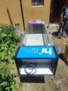 LED powered display cabinet