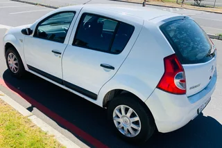 Renault Sandero 1.6 2014 model for sale