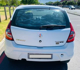 Renault Sandero 1.6 2014 model for sale