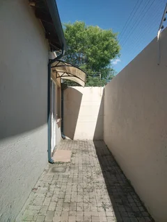 Outbuilding for rent