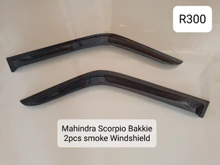 Mahindra Scorpio Bakkie S-Cab smoke Windshields