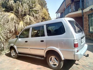 Vehicle and house window tinting