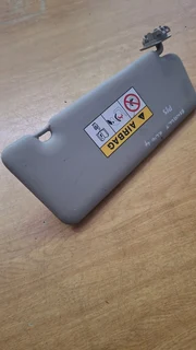 RENAULT CLIO 4 900T PASSENGER SIDE SUNVISOR