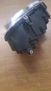 ROVER 75 V6 PASSENGER SIDE HEADLIGHT