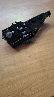 RENAULT CLIO 4 900T H4B4 2013 2015 PASSENGER SIDE FRONT