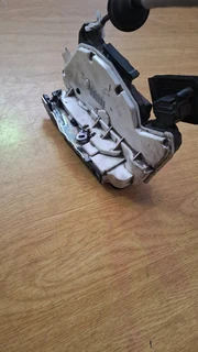 VW POLO 6 LEFT REAR DOOR CATCH