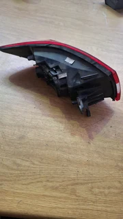 RENAULT CLIO 4 900T H4B4 2013 2015 DRIVERSIDE TAILLIGHT