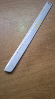 Vw Polo 2005 9n Right Rear Door Beading