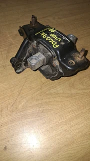 VW POLO 2005 9N PASSENGER GEARBOX MOUNTING