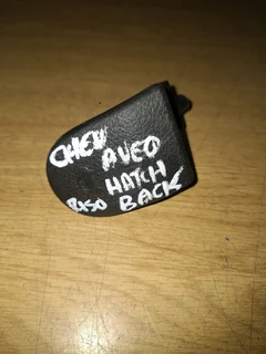 Chev Aveo Hatch Back Bonnet Leaver