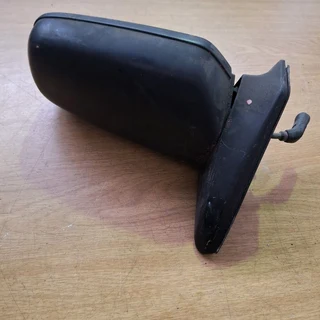 MAZDA 323 DRIVER SIDE MIRROR