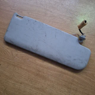VW POLO 6 PASSENGER SIDE SUNVISOR