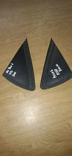 Vw Polo Triangle Panels R100 Perside