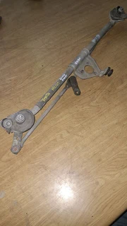 Toyota Hilux 2010 Wiper Mechanism