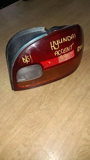 Hyundai Accent 1998 Driverside Taillight