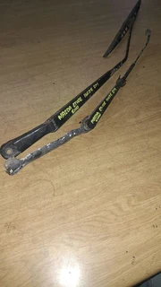Mazda Etude 160 Ie Zm Wiper Arms R100 Each